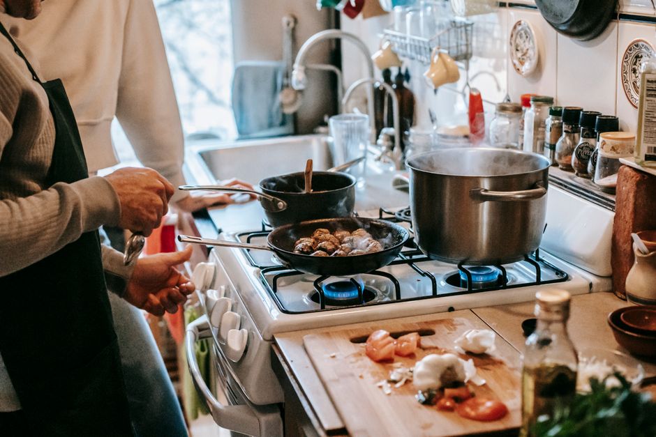Freezer-Friendly Batch Cooking for Busy Autumn Weeks